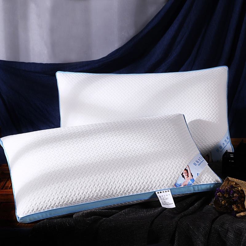 pearl wool pillow